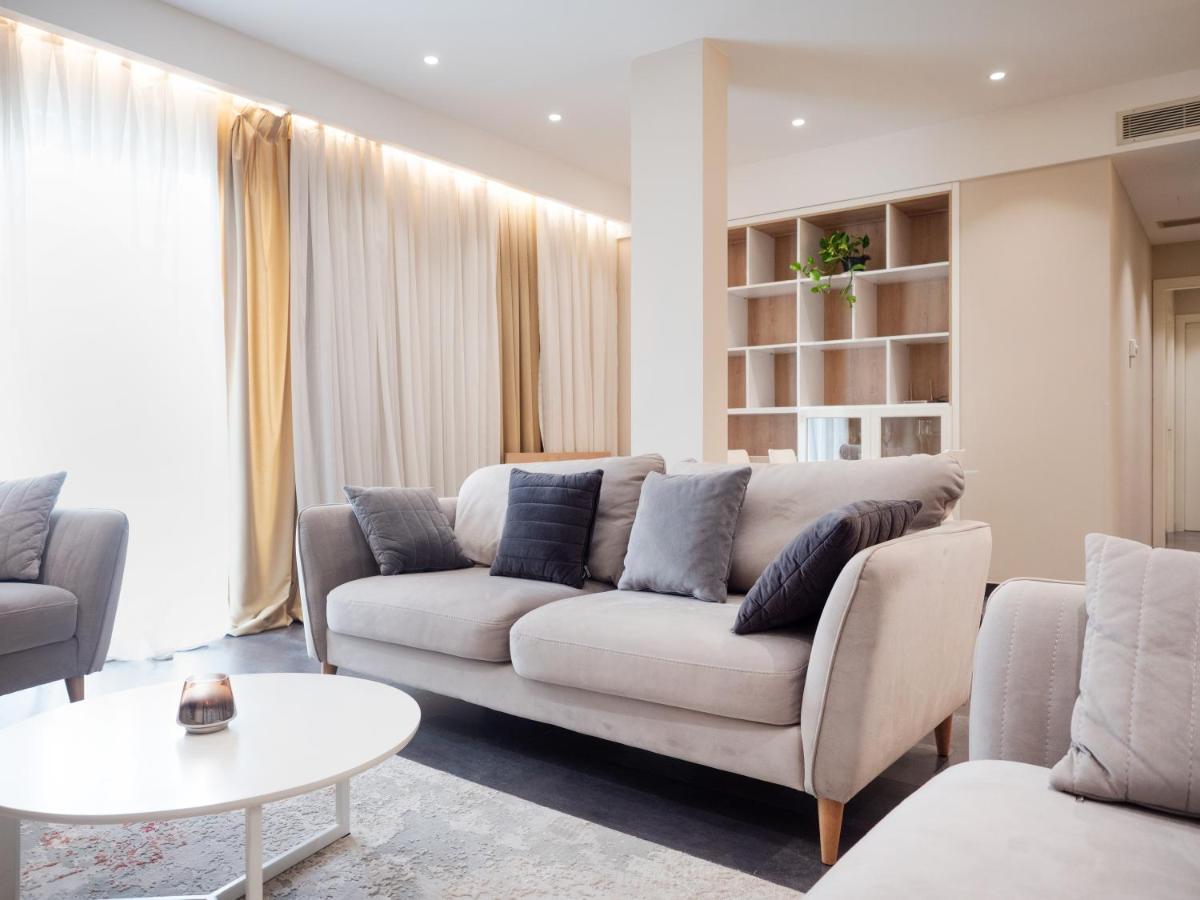 Lake Drive Rooms&Apartments Tirana Esterno foto